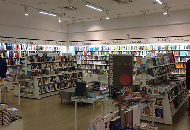 Libreria LIBRACCIO Mantova
