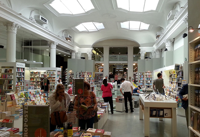 Libreria IBS+LIBRACCIO Roma