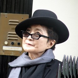 Cd di Yoko Ono