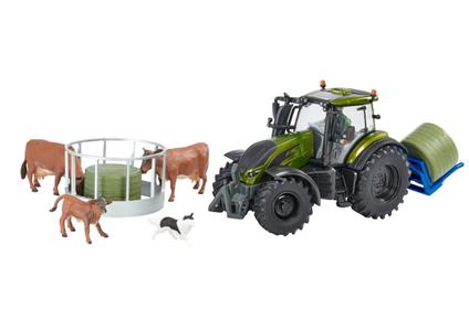 1/32 Metallic Olive Green Valtra Playset