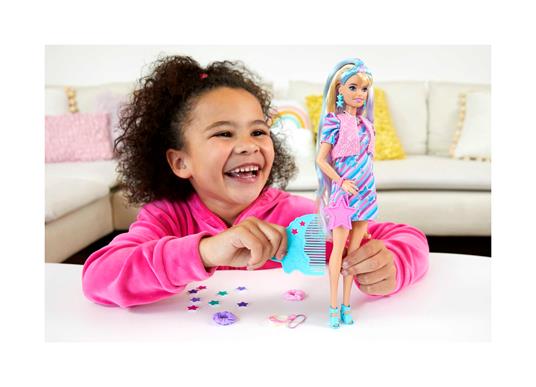 Barbie Super Chioma Bambola Petite con Abito a Cuori e 15 Accessori Id –  Esplodia