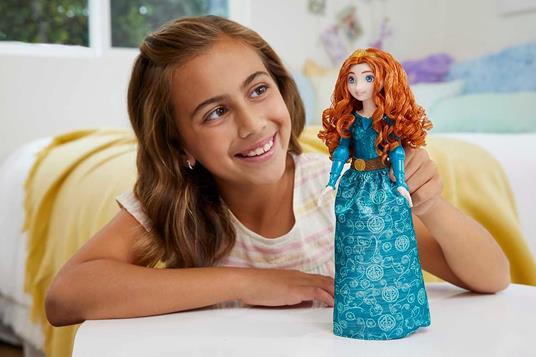 Disney Princess - Merida Bambola Snodata, con Capi E Accessori Scintillanti Ispirati al Film - 2