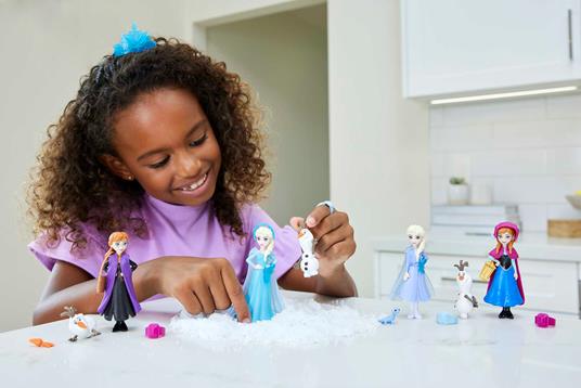 Disney Frozen - Snow Color Reveal, Bambola con 6 sorprese tra Cui Un Personaggio, Ispirata ai Film Disney - 2