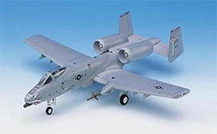 Aereo A-10A OPERATION IRAQI FREEDOM. Scala 1/72. Academy AC12402