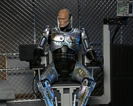 RoboCop Action Figure Ultimate Battle Damaged RoboCop with Chair 18 cm - 4