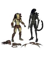 Alien and Predator Mini Comic Action Figure