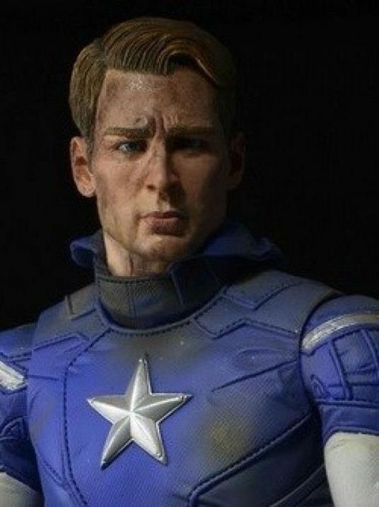 Marvel Avengers Unmasked Captain America 50 Cm 1:4 Scale Battle Damaged - 3