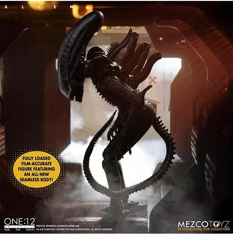 Alien Action Figura 1/12 Alien 18 Cm Mezco Toys - 2