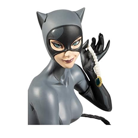 McFarlane Toys DC Direct DC Designer Series - Catwoman by Stanley ARTGERM LAU (Resin) - 2