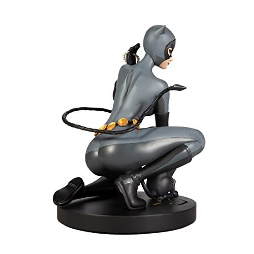 McFarlane Toys DC Direct DC Designer Series - Catwoman by Stanley ARTGERM LAU (Resin) - 4