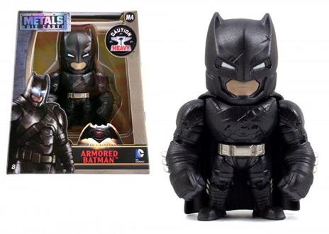 Action figure Batman Vs Superman. 4