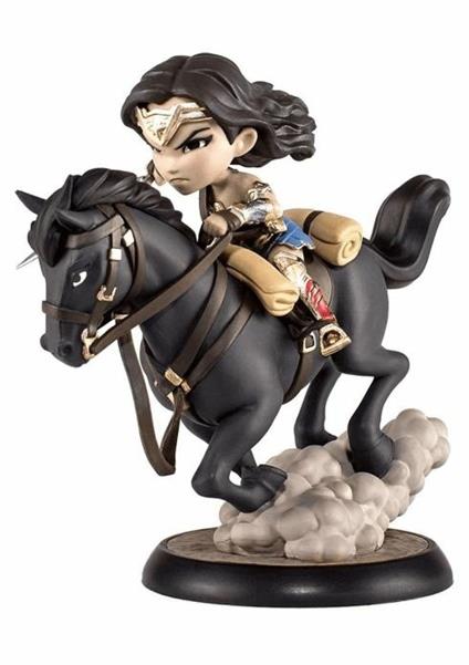 Dc Comics Wonder Woman On Horse Figure