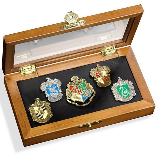 Harry Potter: Collezione 5 Spille Casate di Hogwarts - Noble Collection -  TV & Movies - Giocattoli | IBS