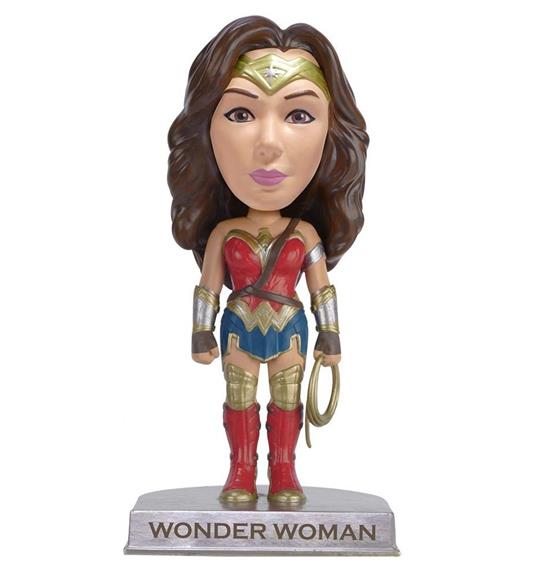 Funko Wacky Wobblers. Batman vs. Superman. Wonder Woman Bobble Head - 3