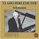 Plays Schumann