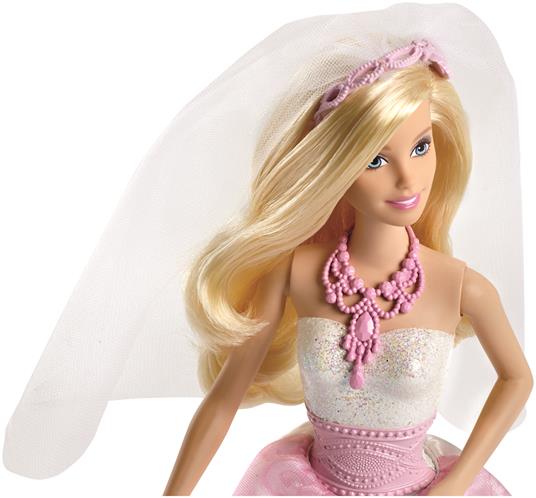 Barbie- Bambola Sposa con abito e accessori tra cui il velo, collier,  scarpe e bouquet da tenere in mano