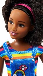 Barbie. Babysitter Afroamericana con Accessori