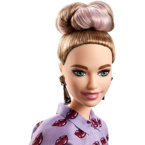 Barbie. Bambola Fashionistas Baci di Lavanda - 6