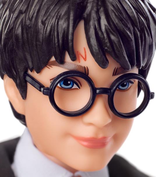Harry Potter Personaggio Harry con Uniforme di Hogwarts e Bacchetta - 10