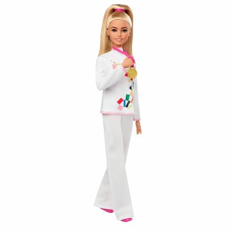 Barbie Carriere Giochi Olimpici Tokyo 2020, Bambola con Kimono da Karate e Accessori Giocattolo per Bambini 3+ Anni, GJL74 - 2