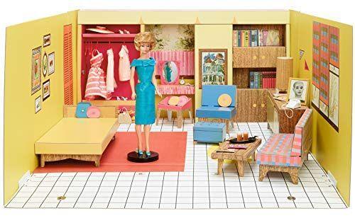 Barbie Casa dei Sogni Vintage  Riproduzione del 1962 con Bambola 3 Abiti e Accessori da Collezione GNC38 - 2