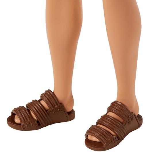 Barbie Ken 60° Anniversario in look da spiaggia rétro con costume da bagno  e sandali. Mattel (GRB42) - Barbie - Bambole Fashion - Giocattoli | IBS