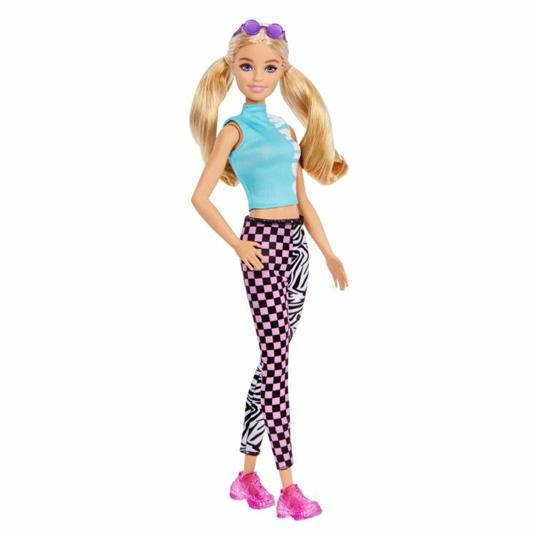 Barbie Bambola Fashionista Bionda con Canottiera, Occhiali da sole e Abiti alla Moda,Giocattolo per Bambini 3+Anni,GRB50 - 3