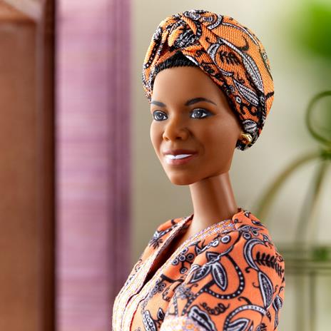 Barbie Inspiring Women Maya Angelou, Bambola da Collezione, Giocattolo per Bambini 6+ Anni. Mattel (GXF46) - 3