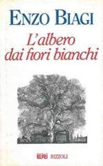 L' albero dai fiori bianchi