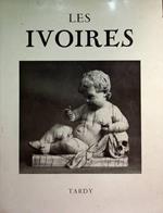 Les ivoires: evolution décorative du Ier siècle à nos jours. Avec la collaboration de: P. Bidault. H. Levasseur, pour les recherches d ’archives. Avant propos de Janine Wettstein. Collection Tardy 112