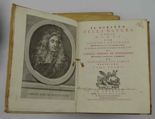 Il diritto della Natura e delle Genti o sia Sistema generale de' Principii li più importanti di Morale, Giurisprudenza e Politica… rettificato, accresciuto, e illustrato da Giovambattista Almici bresciano - Samuel Pufendorf - copertina