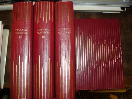 Oeuvres. Vol.I: "Lunes en papier", "Les Conquérants", "Royaume - Farfelu" illustrés par André MASSON Vol.II : "La Tentation de l'Occident", "La Voie royale" et "La Condition humaine" illustrés par ALEXEIEFF Vol. III: "L'Espoir" illustrés par Andr - André Malraux - copertina