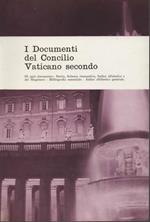 I documenti del Concilio Vaticano secondo. L'ora del concilio - V°. Iter dei singoli documenti e testi integrali - Schema riassuntivo, indice alfabetico per argomento e indice del Magistero per ogni documento - Bibliografia essenziale per argomenti e …