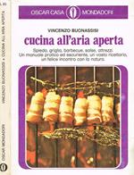 Cucina all'aria aperta