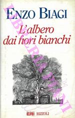 L' albero dai fiori bianchi