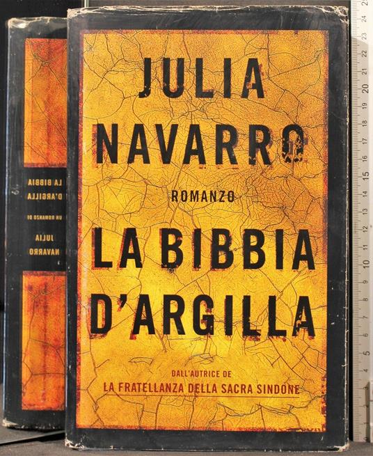 La Bibbia d'argilla - Julia Navarro - copertina