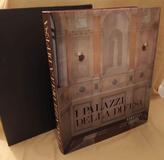 I Palazzi Della Difesa  - Franco Borsi - copertina