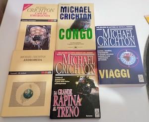 Stock n. 5 - cinque romanzi di Michael Crichton  Casi di emergenza /Congo /Andromeda/La grande rapina al treno /Viaggi - copertina