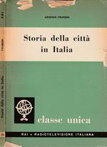 Storia della città in Italia