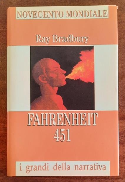 Fahrenheit 451 - Ray Bradbury - copertina