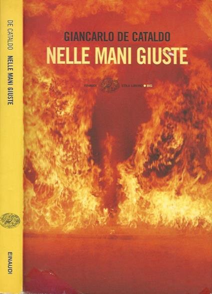 Nelle mani giuste - Giancarlo De Cataldo - copertina