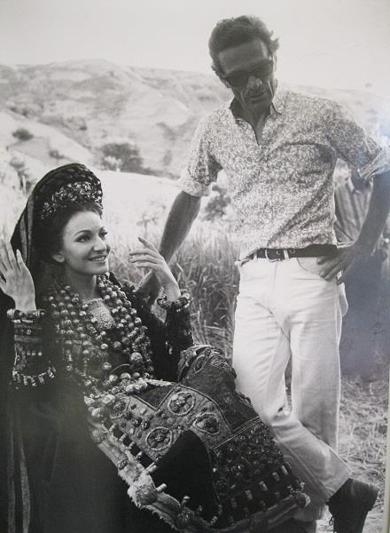Raccolta di 12 fotografie originali depoca realizzate sul set della Medea di Pasolini con Maria Callas in Cappadocia nel 1969 - copertina