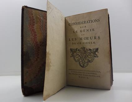 Considerations sur le genie et les moeurs de ce siecle LEG. CON: Lucina sine concubitu. Lettre adresse'e a la societe' Royale de Londre LEG. CON: Concubitus sine Lucina ou le plaisir sans peine. Response a' la lettre intitule' Lucina sine concubitu L - copertina