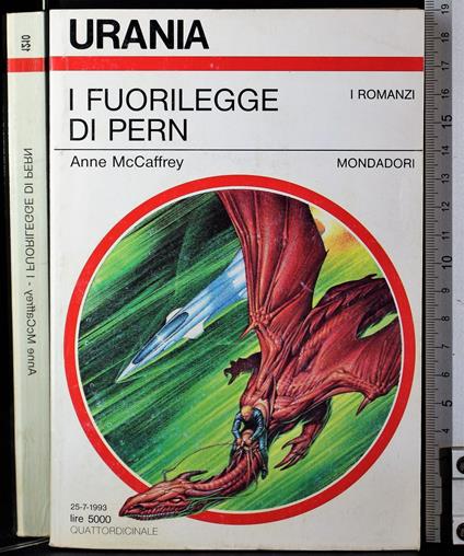 I fuorilegge di PernIl pozzo dei mondi - Anne McCaffrey - copertina