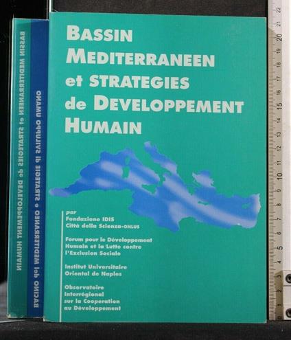 Bassin Mediterranneen Et Strategies De Developpement Humain - copertina