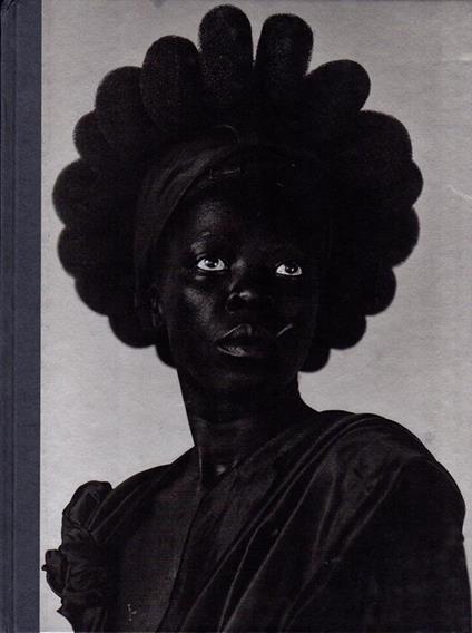 Zanele Muholi. Somnyama Ngonyama, Hail the Dark Lioness - copertina