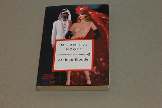 Arabian Blonde - Melanie A. Moore - copertina