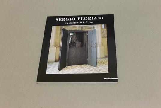 Le Le porte sull'infinito - Sergio Floriani - copertina