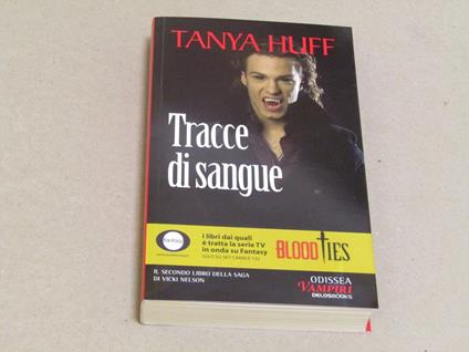 Tracce di sangue - Tanya Huff - copertina