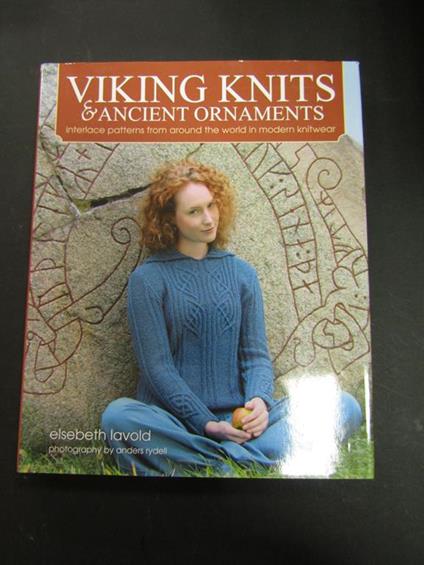 Viking knits and ancient ornaments. Trafalgar Square. 2014 - copertina